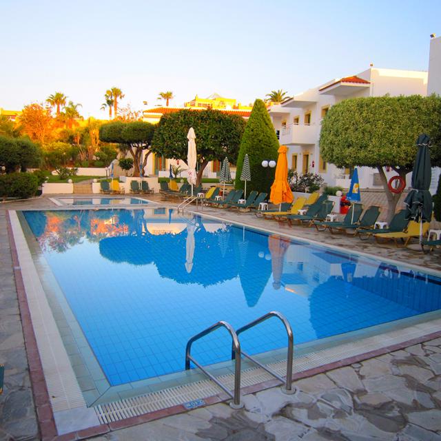 Appartementen Nikolas Villas