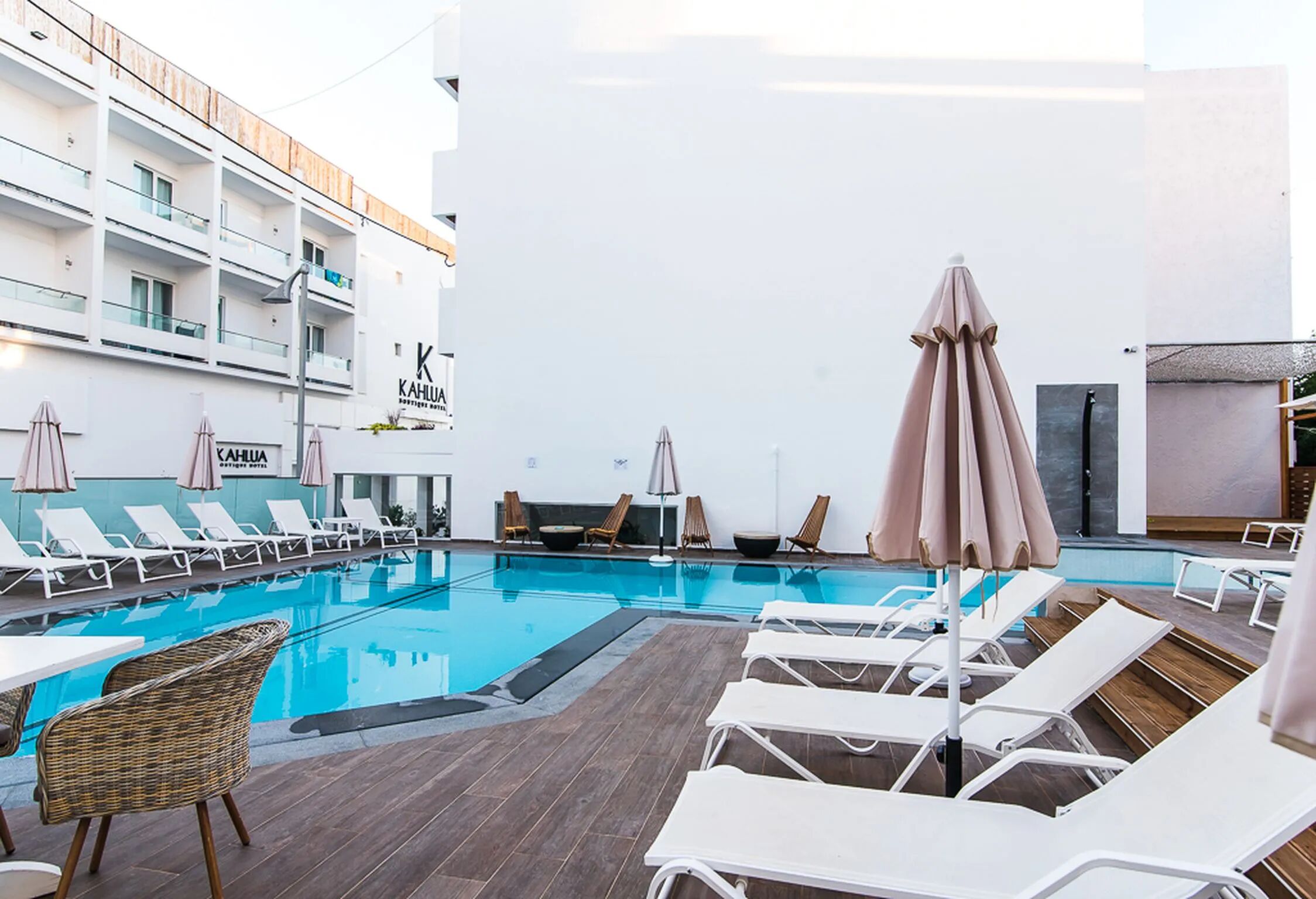 Kahlua Boutique & Suites